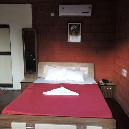 Prathamesh Resort Diveāgar Exterior foto
